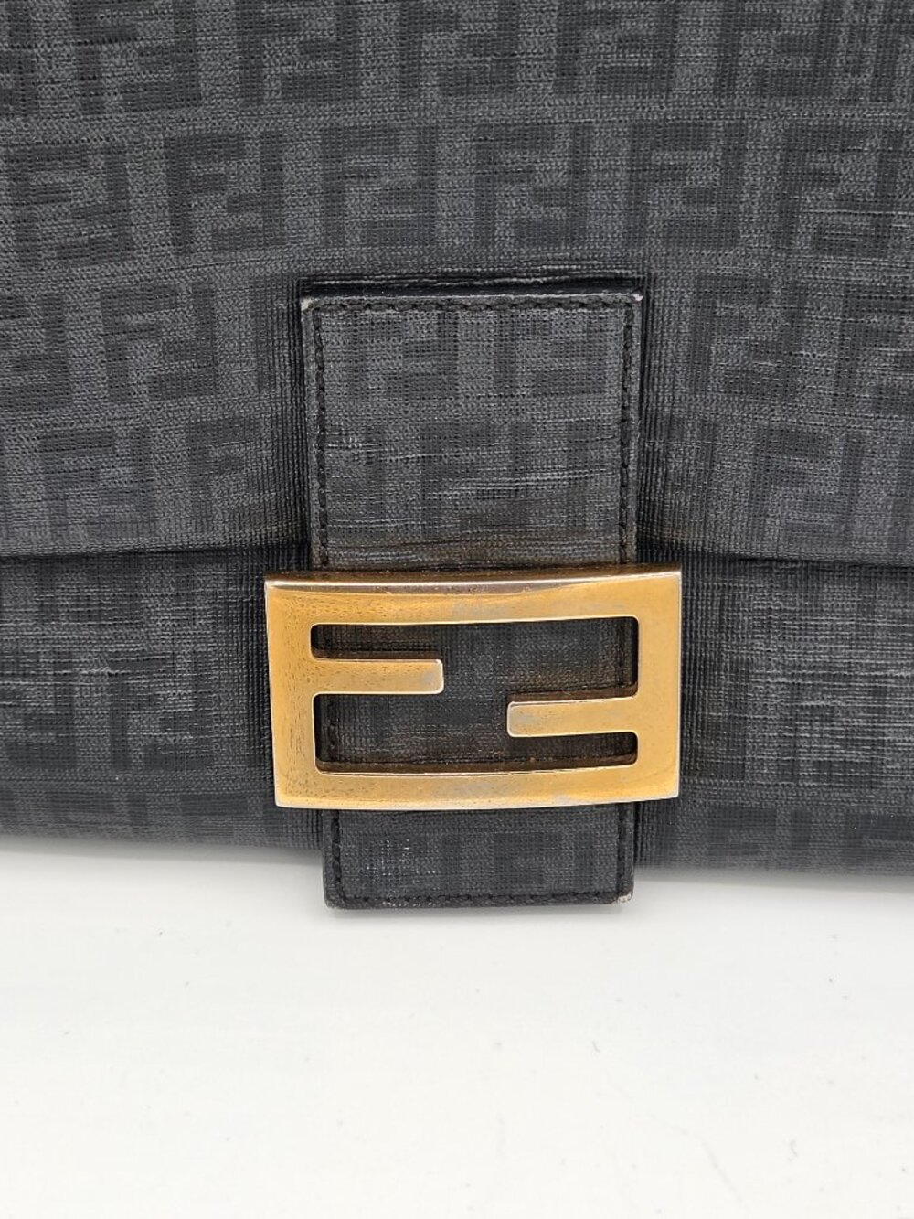Fendi Zucca Chain Shoulder Bag β Black FF Canvas | Vintage Shoulder Bag - Picture 7 of 16